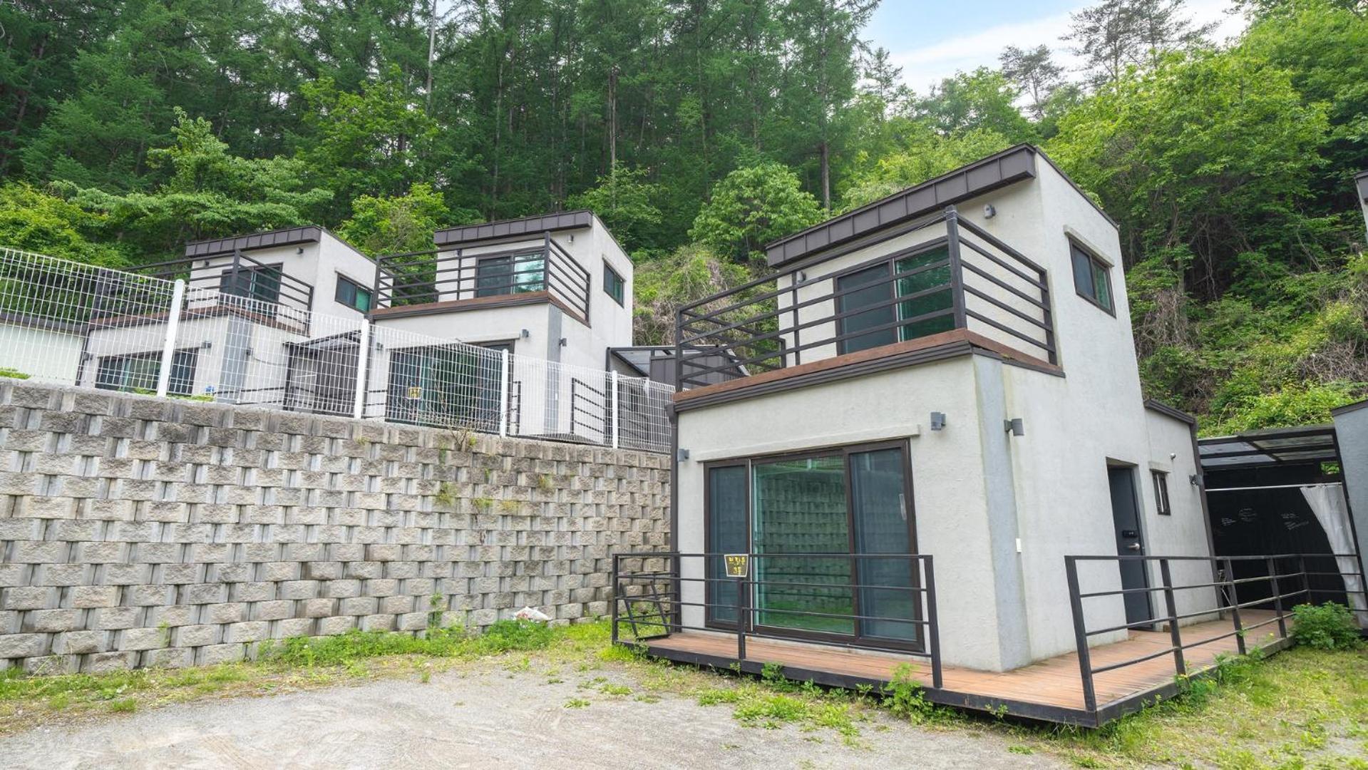 Hongcheon Stone Brown Pension Ruang foto