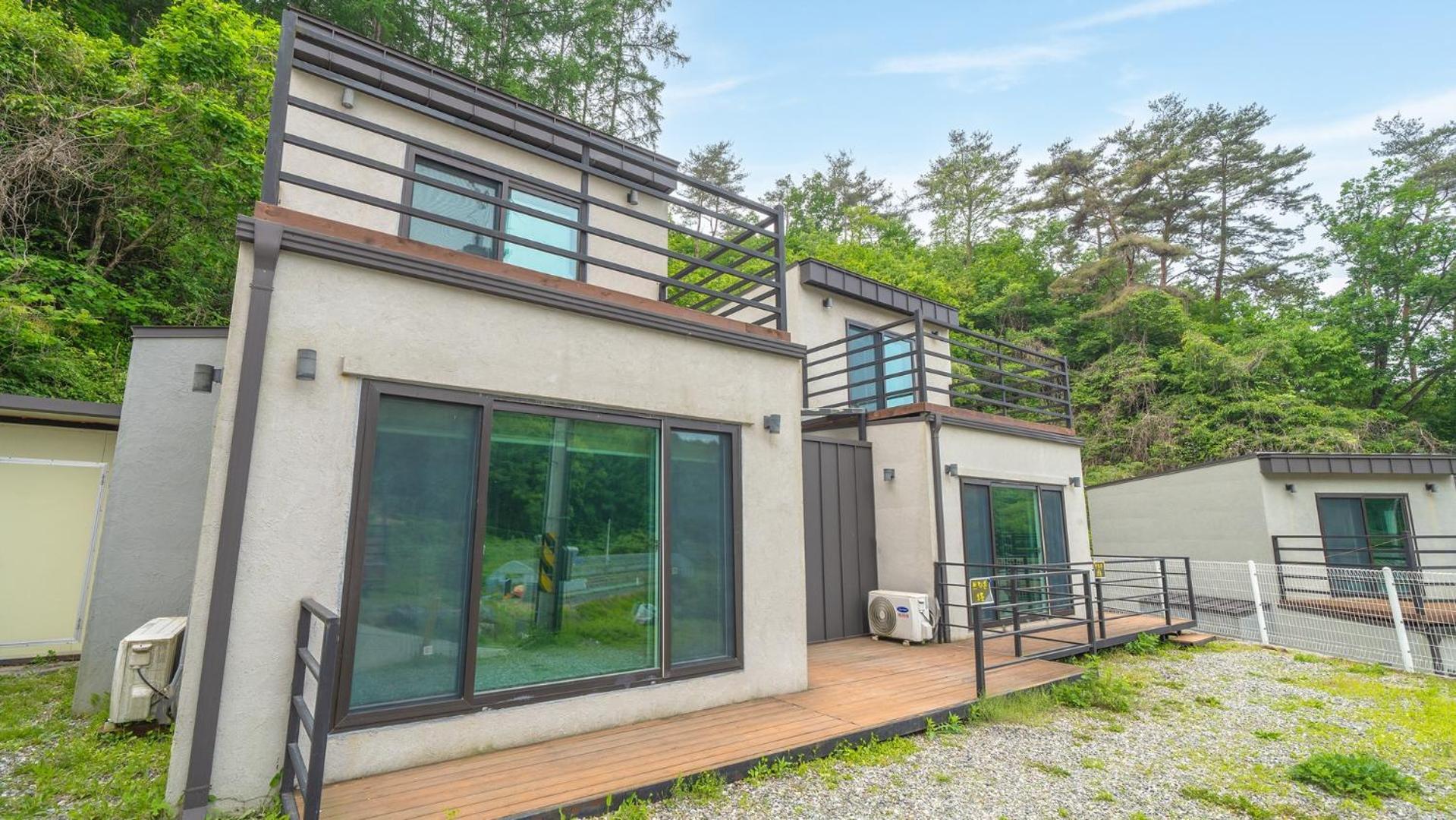 Hongcheon Stone Brown Pension Ruang foto